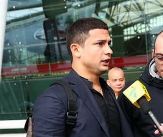 埃尔克森离开恒大流泪图 埃尔克森现在是中国国籍吗