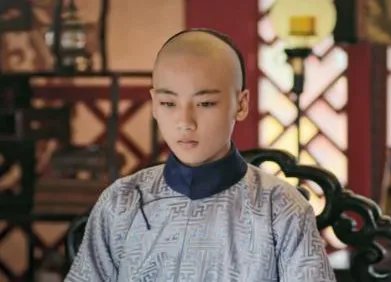 乾隆混得最差劲的儿子，永璂到底是个怎样的人？