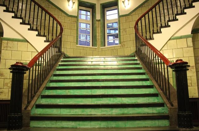 什么是楼梯龙骨？怎么安装楼梯龙骨？