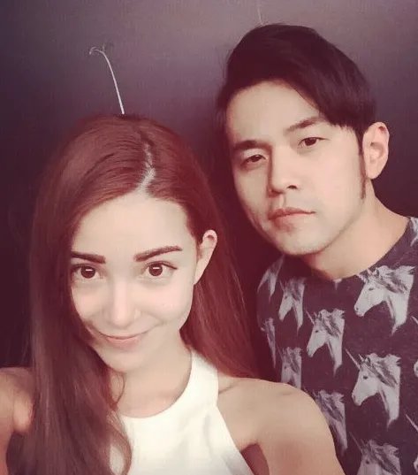 昆凌金发亮相活动的介绍情况如何?