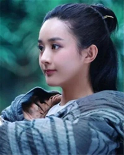 我们都爱笑赵丽颖霍建华公开恋情 小骨谈《花千骨》幕后花絮