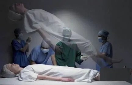 病人在死亡手术台一幕吓傻医生(图)