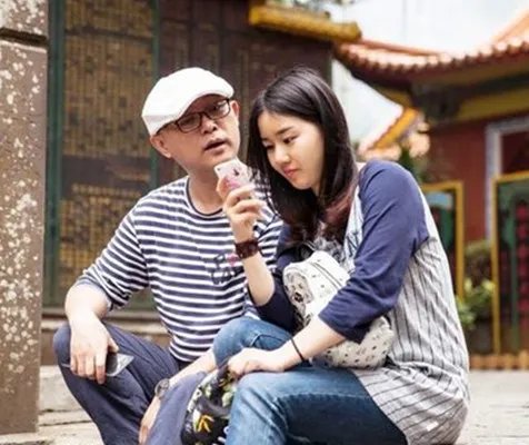 主持人孟非老婆罕见曝照 美艳不输明星