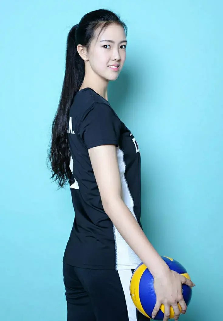 可爱mm沙滩排球（排球女神张常宁：唯美可爱）