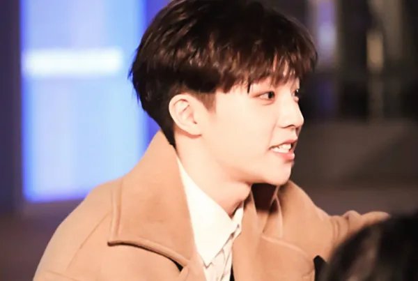 《时光机》的导演请辞职务,他请辞的原因是什么?