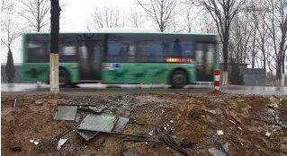 北京大兴货车逆行撞公交是怎么回事?