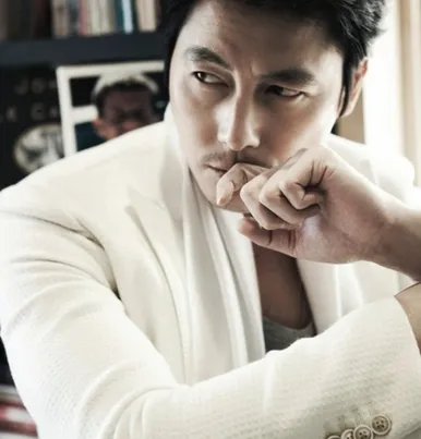 做客膝盖道士节目    郑宇成被劝打肉毒