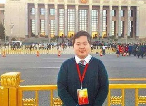 北大台博士想入党获赞! 不为万贯家财只为祖国赴汤蹈火