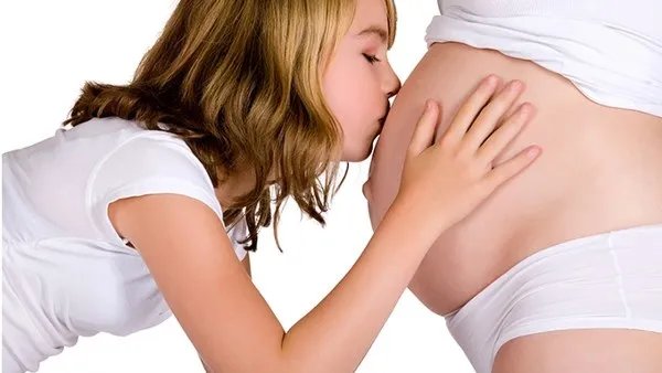 胃酸反流最常见的症状是什么?胃酸反流的原因有哪些?