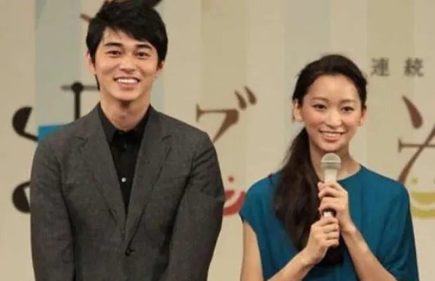 渡边杏东出昌大离婚 网友：现实版的许幻山来了！