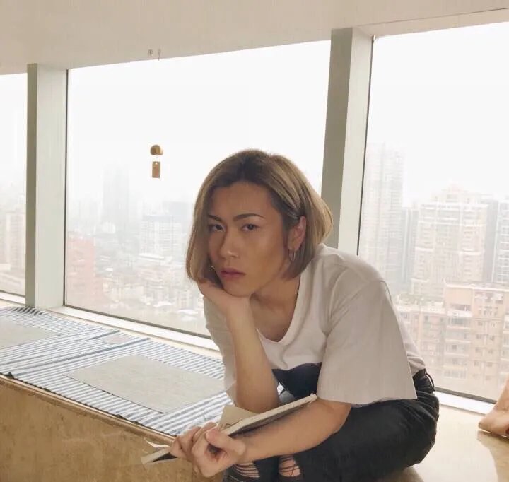 Benefit HOOLA Benefit HOOLA