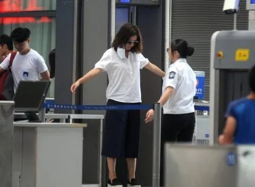 特朗普禁止中国航班飞美国,这意味着什么?