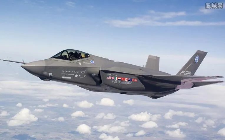 歼15总负责人罗阳去世  歼15升空愿一路走好