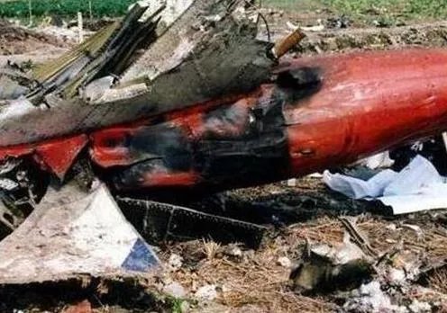 实拍99年温州空难 现场惨不忍睹(图)