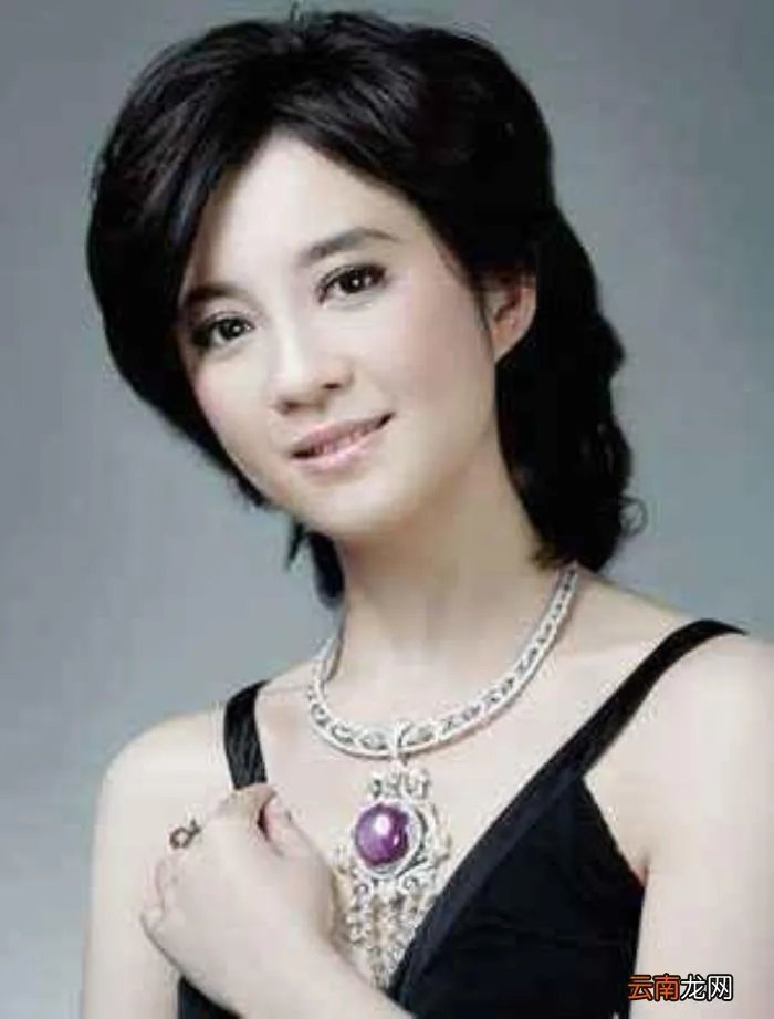 主持人许戈辉插足豪门当小三 许戈辉 小三