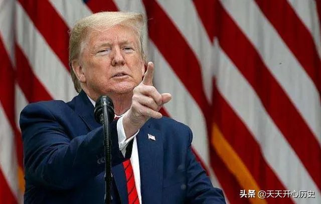 奥巴马批评特朗普,疫情应对是“混乱的灾难”,你怎么看?