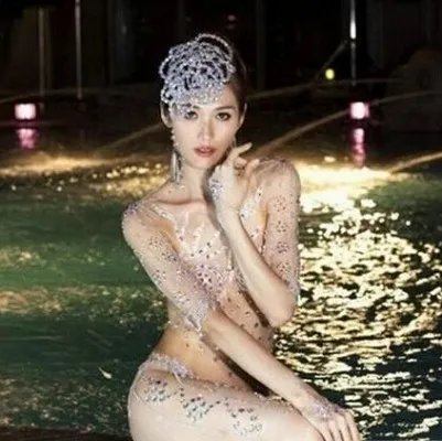 林志玲大胆体人艺术女图曝光 三点全露劲爆眼球