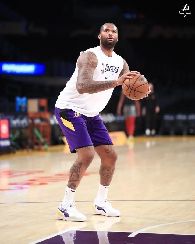 湖人会裁掉考辛斯吗?为签大莫里斯腾出空间?