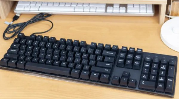 键盘锁住了怎么解锁