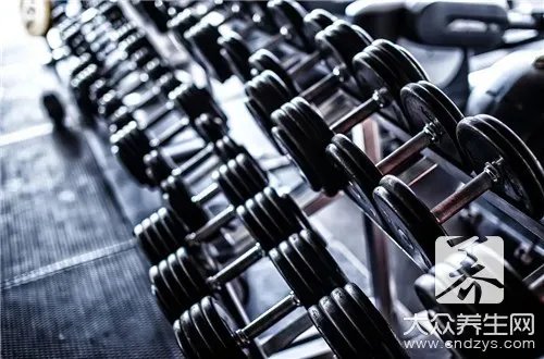 广场健身器材使用方法