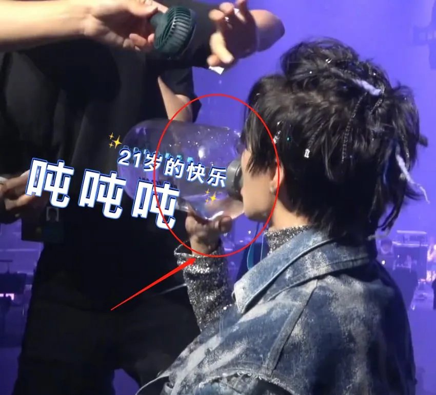 易烊千玺王源发文为王俊凯庆生,为何称呼却不一样了?