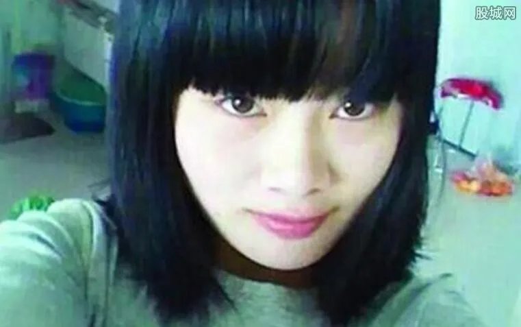 女子20年被拐9次 借网友力量找到亲生母亲泣不成声