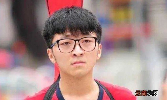 快乐男声获得全国九强的贾盛强 快乐男声贾盛强