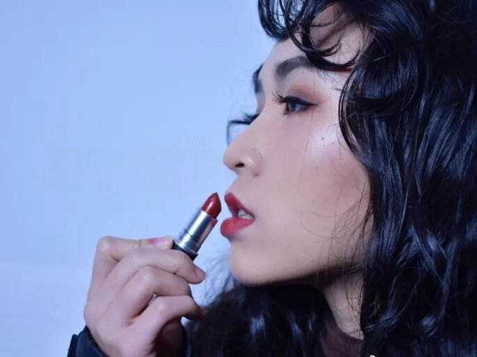 Benefit HOOLA Benefit HOOLA