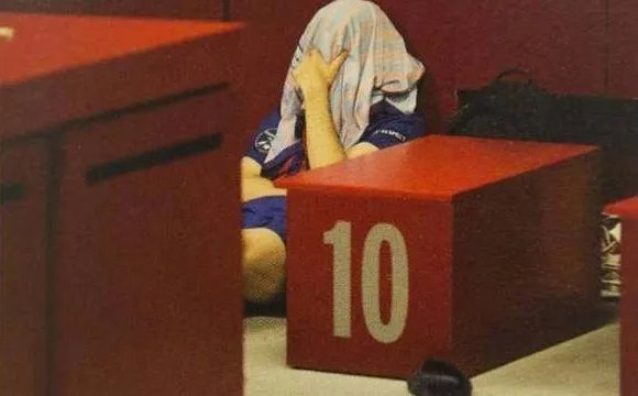 关于梅西启蒙恩师去世的介绍。