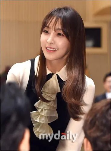 郑柔美被拖欠片酬 多部电视剧欠薪不给最高达48万