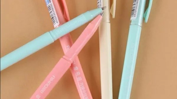 小学生作业字迹消失用冰箱冻回