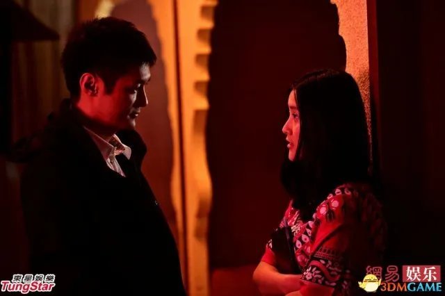 中戏女生大尺度演三级片 半裸出镜让余文乐验货