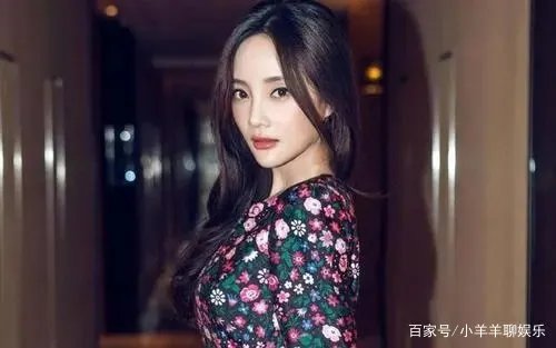 李小璐晒甜馨练舞蹲马步的视频,甜馨的状态看起来如何?