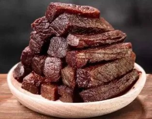 主播卖的牛肉干实为鸭肉干,你喜欢在直播间买东西吗?