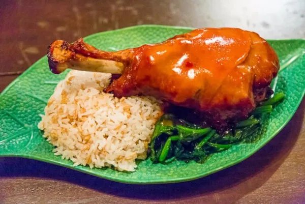 迪士尼允许自带食品