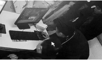 见女网友被控制是怎么回事？