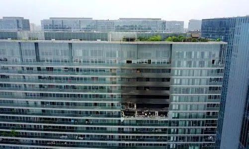 杭州放火案被批捕是怎么回事？