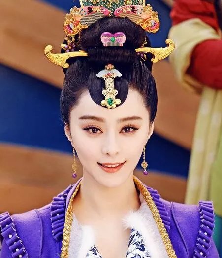 范冰冰台湾人气超高 在台湾做整形手术真相被揭露