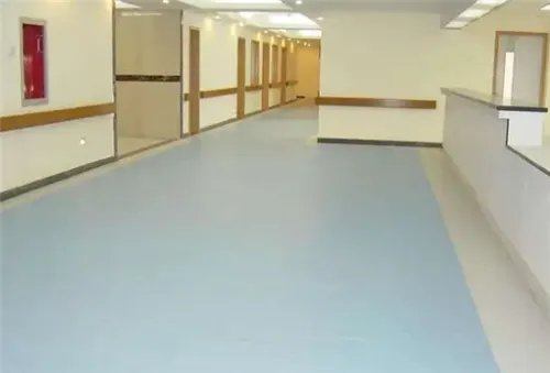 塑胶地面多少钱一平方米