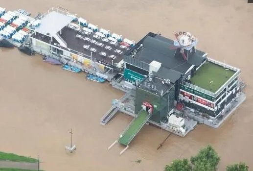 中日韩超长雨季或因气候变暖 专家：未来极端事件发生频率增多