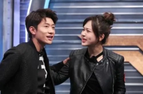 为什么杨紫在乎张一山关系 杨紫向张一山讨债 张一山杨紫狂吻图片