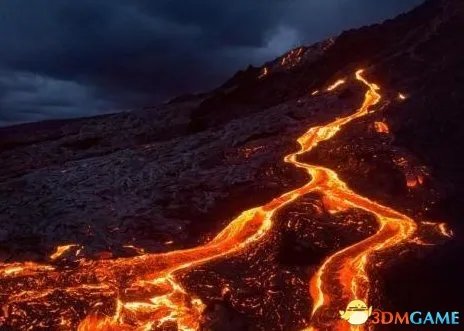 摄影师冒险拍火山 无人机部件在高温下开始融化