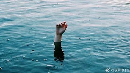 施救同伴未果被诉 法院判死者父母承担责任