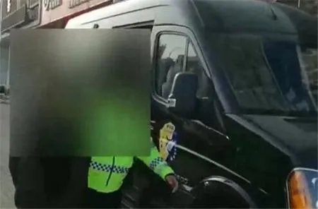 小偷反锁房主家中 怎么会有这么蠢的贼？