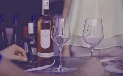 独眼龙相亲歇后语