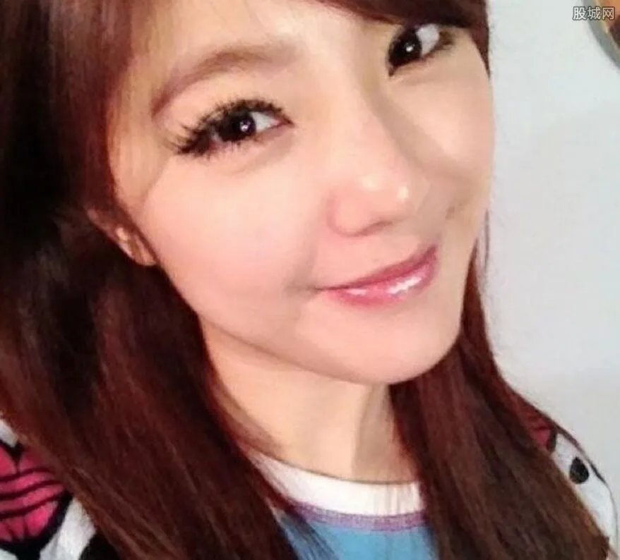 赵奕欢三围是多少 宅男女神身材性感