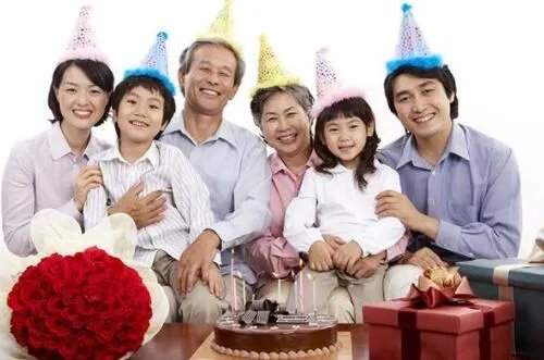 双方父母见面怎么介绍 第一次两家父母见面有什么讲究