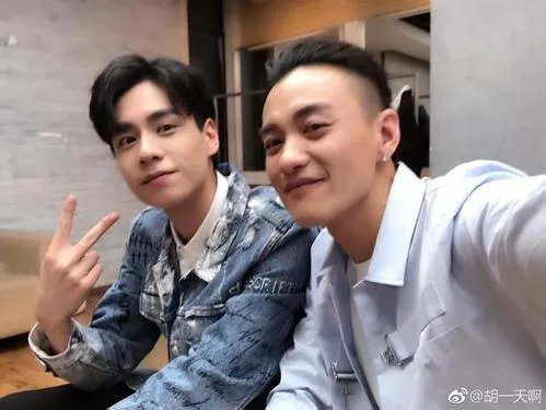 胡一天为什么叫胡老师 胡一天多高有没有190 胡一天4年前相亲视频