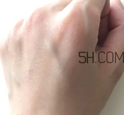 兰芝眼霜怎么样?兰芝眼霜功效