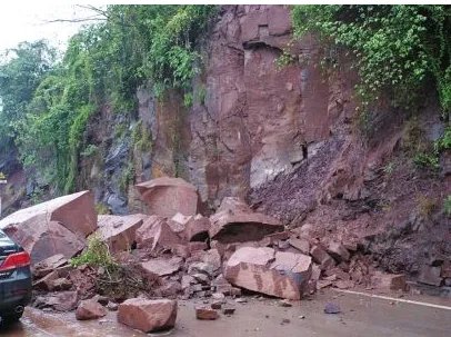 四川古蔺山体垮塌造成伤亡了吗?